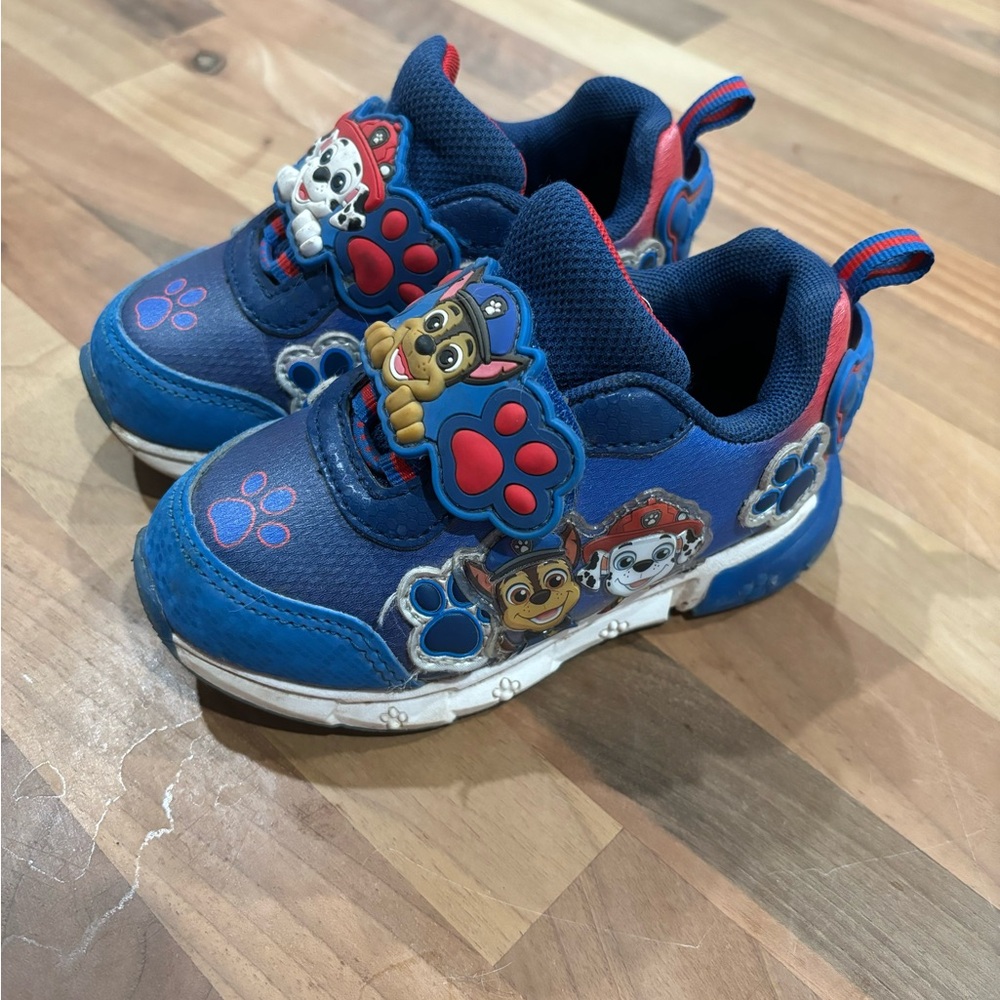 Toddler Size 6 Paw Patrol Light Up Velcro Shoes